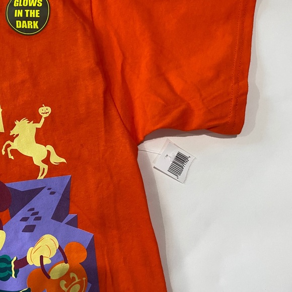 Disney World 2015 Halloween Party Shirt - Picture 4 of 5